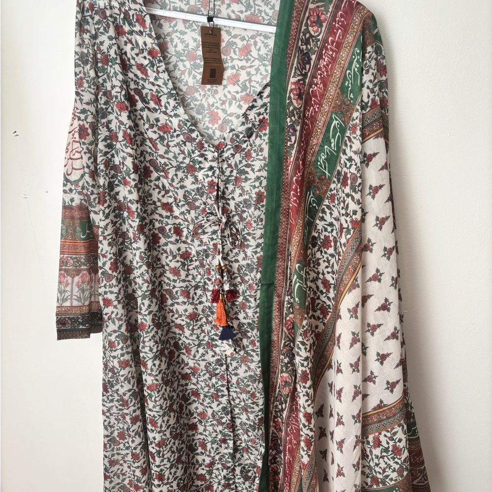 Global Desi Floral Print Dress with Green Accents